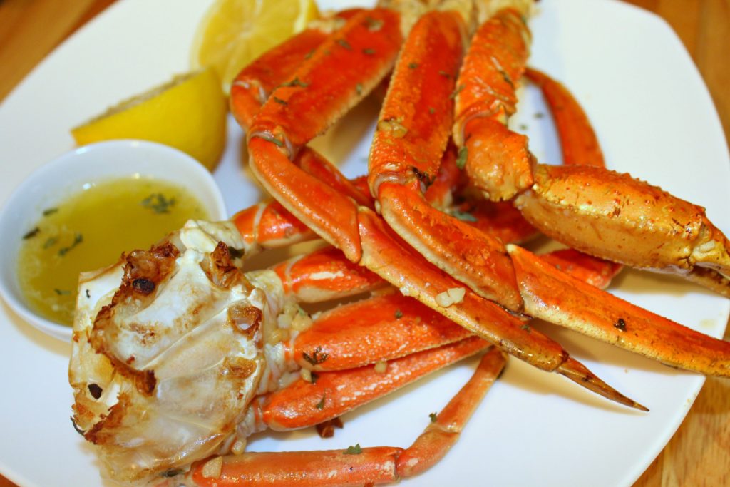 Baked Crab Legs with Garlic Butter