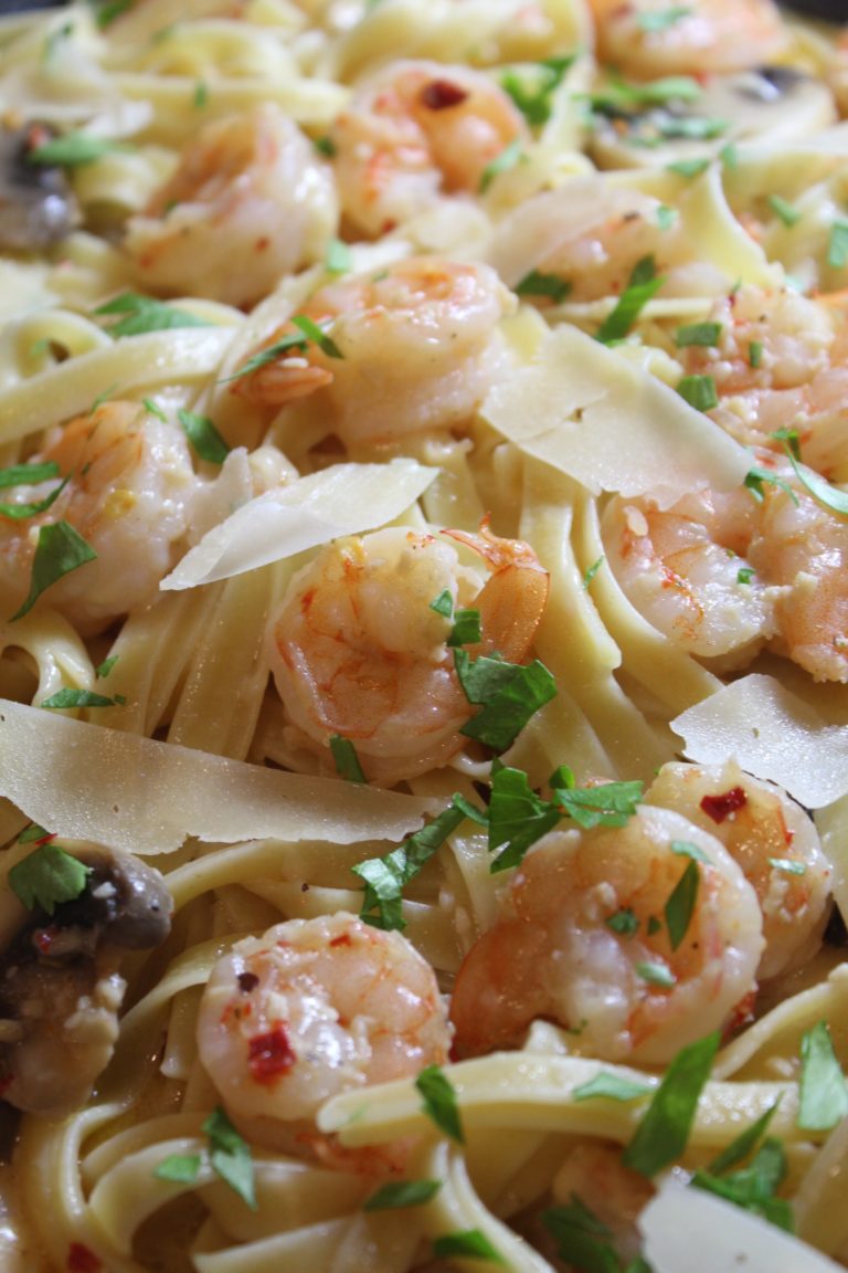 Shrimp Scampi Pasta with Garlic Mushroom Sauce - Forks 'n' Flip Flops