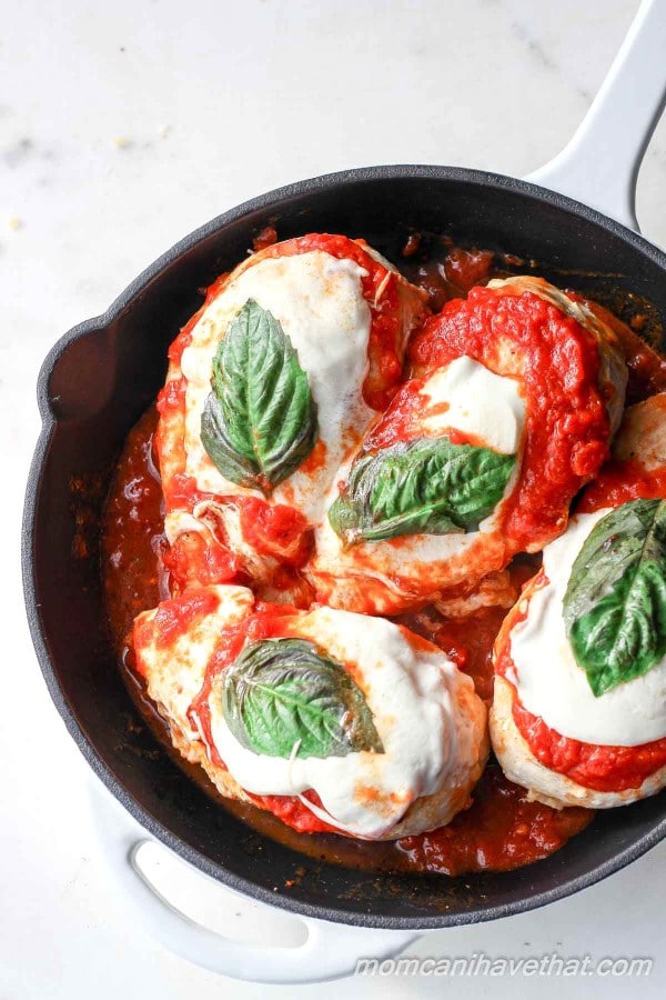 quick-skillet-chicken-mozzarella